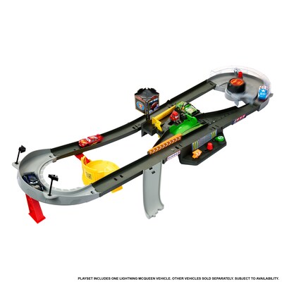 Cars Piston Cup Action Speedway Playset, Multicolored (HPD81)