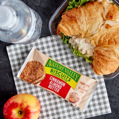 Nature Valley Cinnamon Almond Butter Breakfast Bar, 1.35 oz., 16 Bars/Box (GEM47879)