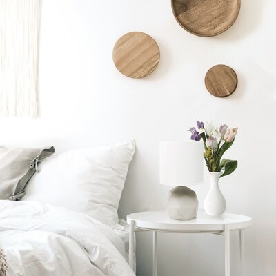 Simple Designs Geometric Concrete Lamp, White (LT2060-WHT)