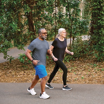 Garmin vívosmart 5 Fitness Steel Tracker, Small/Medium Case, Cool Mint (010-02645-02)