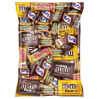 Mars Favorites Miniatures Assorted Chocolate Candy Variety & Pringles Snack Stacks Variety, 2/Pack (600-04170)