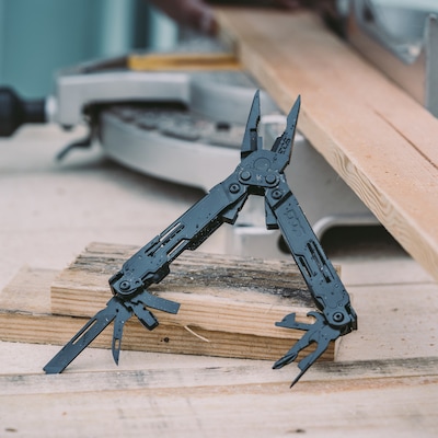 SOG PowerAccess 18-in-1 Multi-Tool (SOG-PA1002-CP)