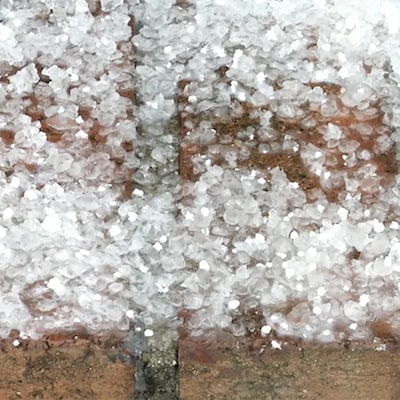 Snow Joe Pet Friendly Calcium Chloride Blend Snow & Ice Melt Pellets, 40 lb. Bag (MELT40ESB)