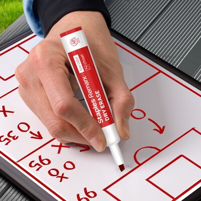 Quill Brand® Remarx Dry Erase Marker, Chisel Tip, Red, 12/Pack (ST62938)