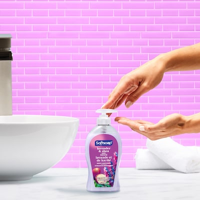 Softsoap Floral Series Antibacterial Ready To Use Liquid Soap, Lavender & Shea Scent (US07058A)