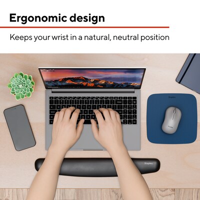 Staples TECH Gel Non-Skid Keyboard Wrist Rest, Black (ST63281)