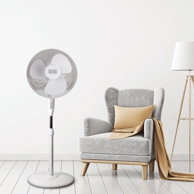 Black & Decker 16" Oscillating Pedestal Fan, 3-Speed, White (BFSR16W)