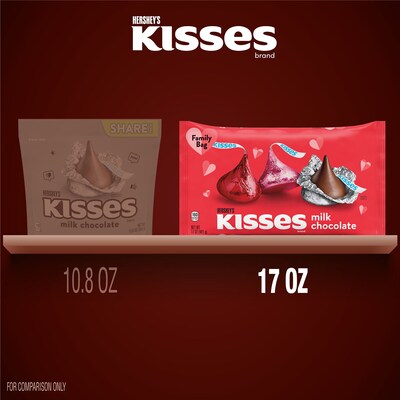 HERSHEY'S KISSES Milk Chocolate Valentine's Candy Family Bag, 17 oz (HEC12504)