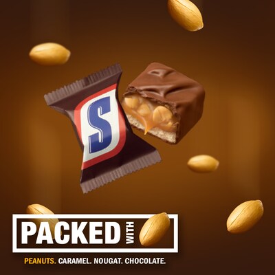 Snickers Minis Milk Chocolate Candy Bar, 35.6 oz., 2/Bag (MMM21024)