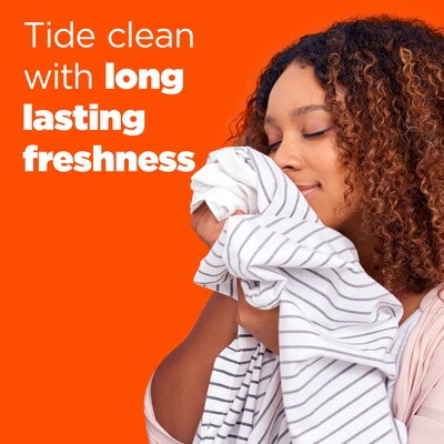Tide Plus Febreze HE Liquid Laundry Detergent, Spring & Renewal Scent, 59 Loads, 84 oz. (22379)