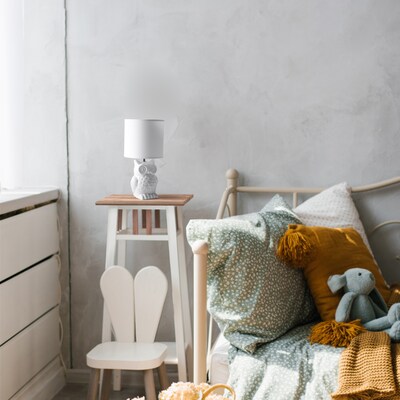 Simple Designs 12.8" Tall Contemporary Ceramic Owl Bedside Table Desk Lamp, Off White (LT1136-OFF)