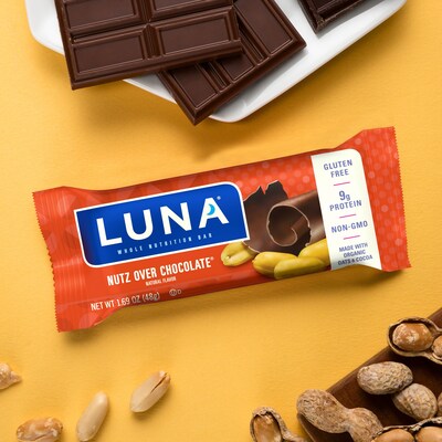 LUNA Nutz Over Chocolate Gluten Free Chocolate Nuts Granola Bar, 1.69 oz., 15 Bars/Box (CCC30310)