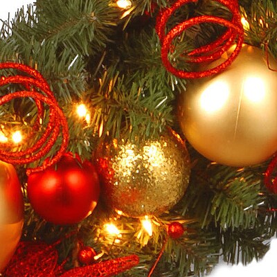 National Tree Company 36" Decorative Collection Cozy Christmas Wreath with Red and Clear Lights (DC13-104L-36W)
