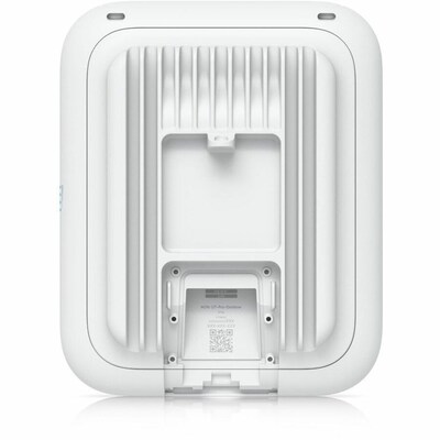 Ubiquiti U7 Pro 802.11be 5700 Mbps Tri-Band PoE WiFi 7 Access Point, White (U7-PRO-OUTDOOR-US)