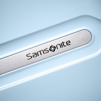 Samsonite Freeform 24.0" Hardside Suitcase, 4-Wheeled Spinner, Sky Blue (78256-1809)