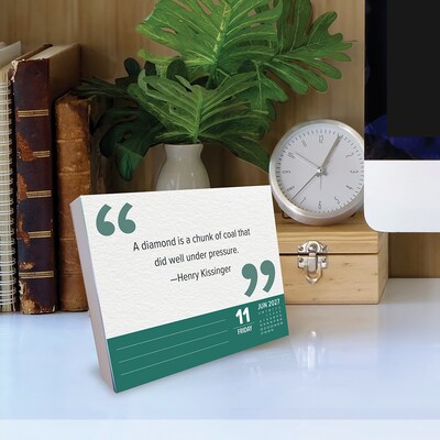 2027 Willow Creek Greatest Quotes From Great Leaders 5.4" x 6.2" Day-to-Day Calendar (63507)