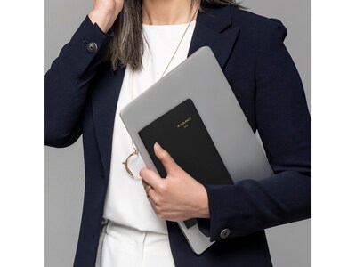 2025 AT-A-GLANCE 5" x 8" Weekly Appointment Book, Faux Leather Cover, Black (70-075-05-25)