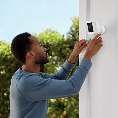Ring Spotlight Cam Plus Outdoor Wireless Security Camera, Black (B09J6BCPHG)