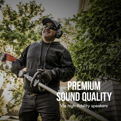 3M WorkTunes Connect and Solar Wireless Bluetooth Hearing Protector, 26 dB, Black (90573-DC)