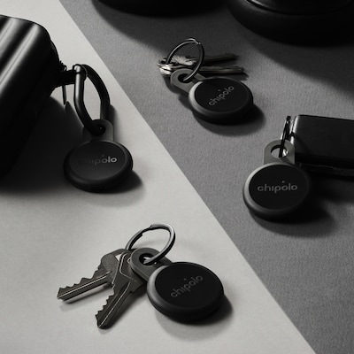 Chipolo LOOP Bluetooth Tracker, Charcoal, 4/Pack (RSO.0000007)