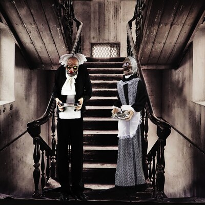 Haunted Hill Farm Life-Size Animatronic Zombie Butler Holding a Tray (HHMAN-1FLSA)