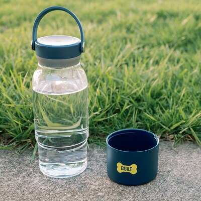 Built Pet Water Bottle and Detachable Bowl