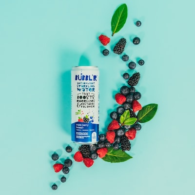 Bubbl'r Antioxidant Triple Berry Breez'r Flavored Sparkling Water, 12 oz., 12 Cans/Carton (028435600282)