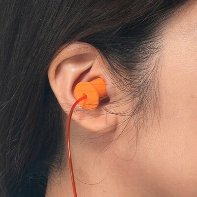 Global Industrial Bell Earplugs, Contour, Corded, NRR 32 dB, 100 Pairs/Box (708378)