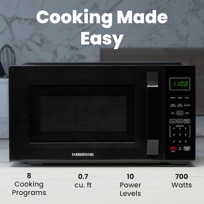 Farberware 0.7 cu. ft. Countertop Microwave, Black (FMO07WEIBK)
