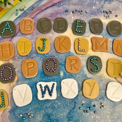 Yellow Door Feels-Write Uppercase Letter Stones, Assorted Colors, 26/Set (YUS1062US)