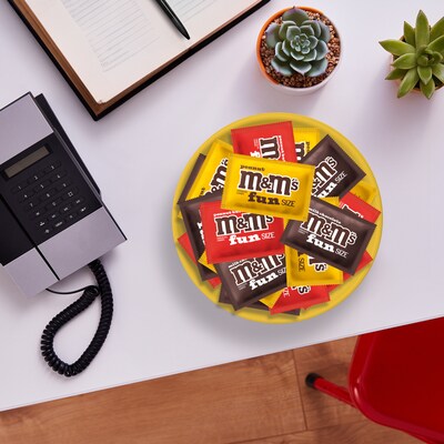 M&M'S Fun-Size Milk Chocolate Candy Variety Pack, 19.41 oz., 35 Pieces (460668)