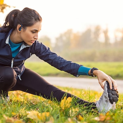 JVC Fitness True Wireless Earbuds with Microphone, Earhooks & Charging Case, Bluetooth, Blue (HA-EC25T)
