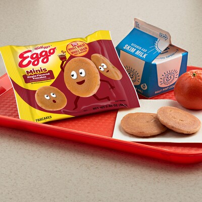 Eggo Bites Mini Maple Pancakes, 3.03 oz., 72/Pack (220-02469)