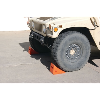 Checkers Monster Roadblock 2 lbs. Wheel Chock, Orange (UC1700)