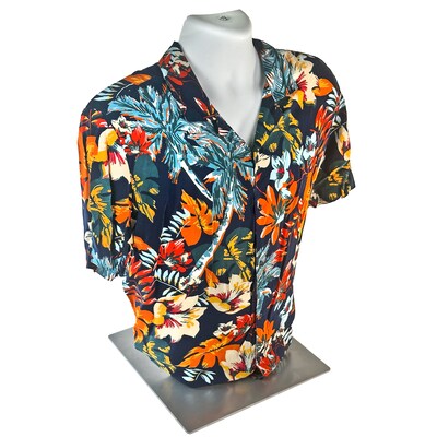 Azar Male White Plastic Bust Torso Mannequin, 12" Square Metal Base (900525-WHT)