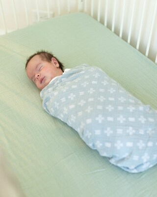 Crane Baby Kaleidescope Crib Fitted Sheet, Evergreen (BC-140CFS-5)