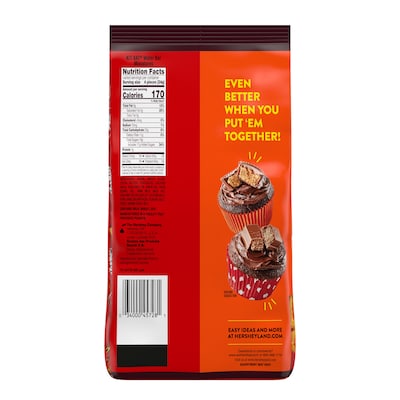KIT KAT and REESES Miniatures Assorted Milk Chocolate Candy Party Pack, 30.04 oz. (HEC45728)