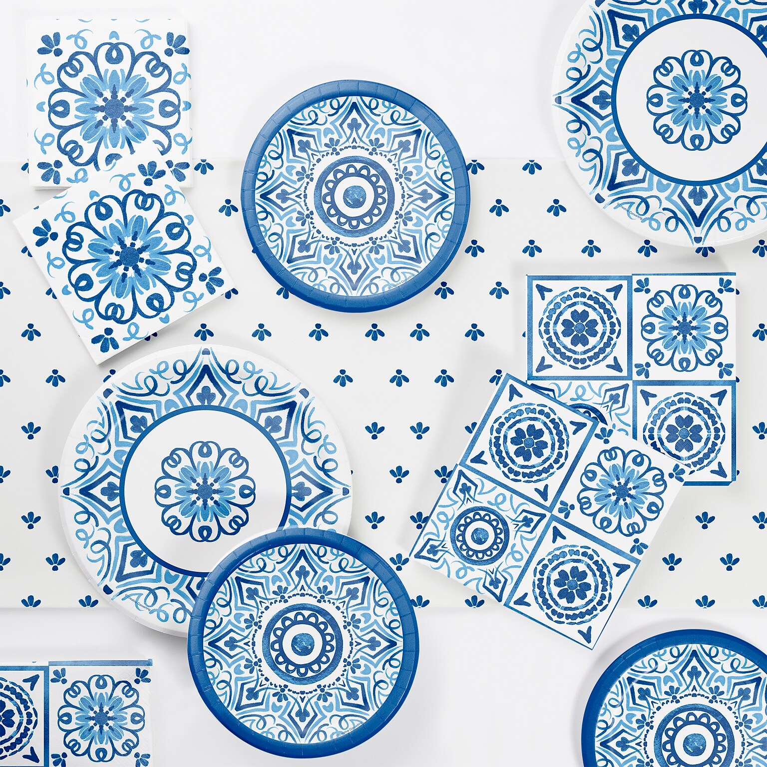 Creative Converting Blue Willow Party Tableware Kit, Blue/White, 49/Pack (DTC9508E2A)