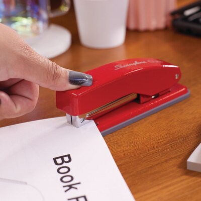 Swingline Cub Desktop Stapler, 20-Sheet Capacity, Rio Red (S701070)