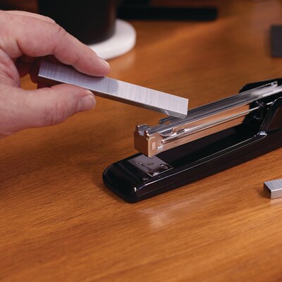 Swingline Desktop Stapler, 25-Sheet Capacity, Black (S7064601G)