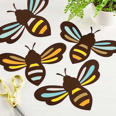 Astrobrights 8.5" x 11" Color Copy Paper, 24 lbs., Sunshine Bliss, 140 Sheets/Ream (91752)