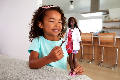 Barbie Doctor Doll (GYT29)