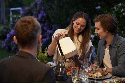 Kooduu Lite Up Play Mini 11.75 LED Speaker Lamp with USB Port, Earth (1202-15)