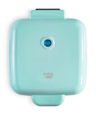 Delish by Dash Donut Maker