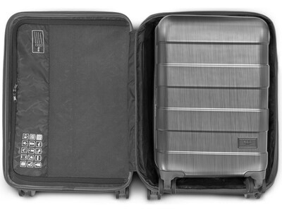 Solo New York Re:serve Recycled Plastic Check-In Spinner Luggage, Gray (UBN922-10)