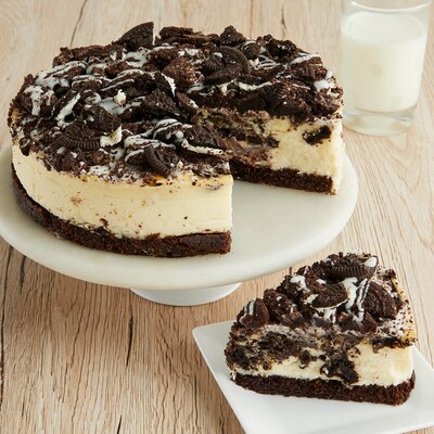 Cookies and Cream Cheesecake from Bake Me A Wish!
