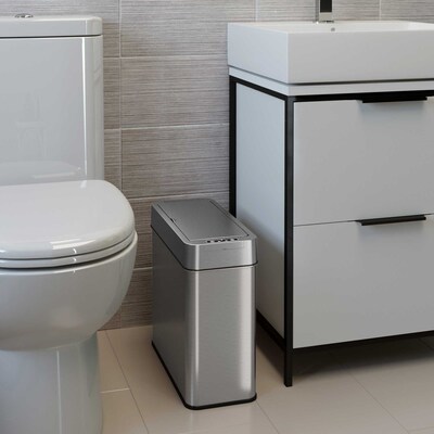 iTouchless Stainless Steel Right Sensor Trash Can, 4-Gallon, Silver (SG04SSR)