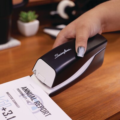 Swingline Breeze Electric Desktop Stapler, 20-Sheet Capacity, Black/White (42131/43132)