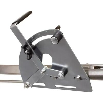 Chapin 100 Lb. Stainless Steel Professional Rock Salt Spreader (82500B)