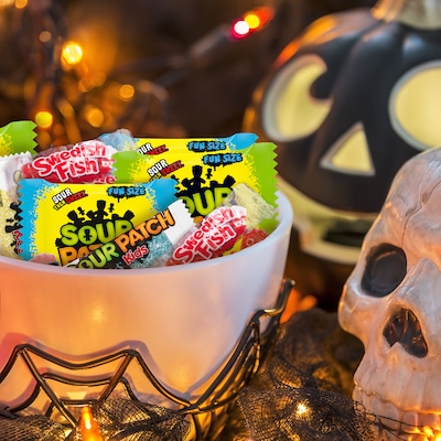 Sour Patch Kids & Swedish Fish Halloween Candy Variety Pack, 49.1oz, 160 Pieces (704620118900)